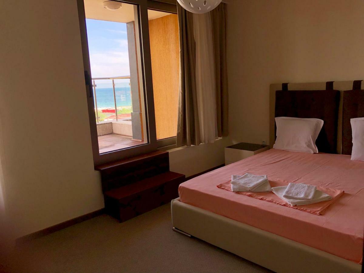 Apartments In Peter House Слънчев бряг Екстериор снимка