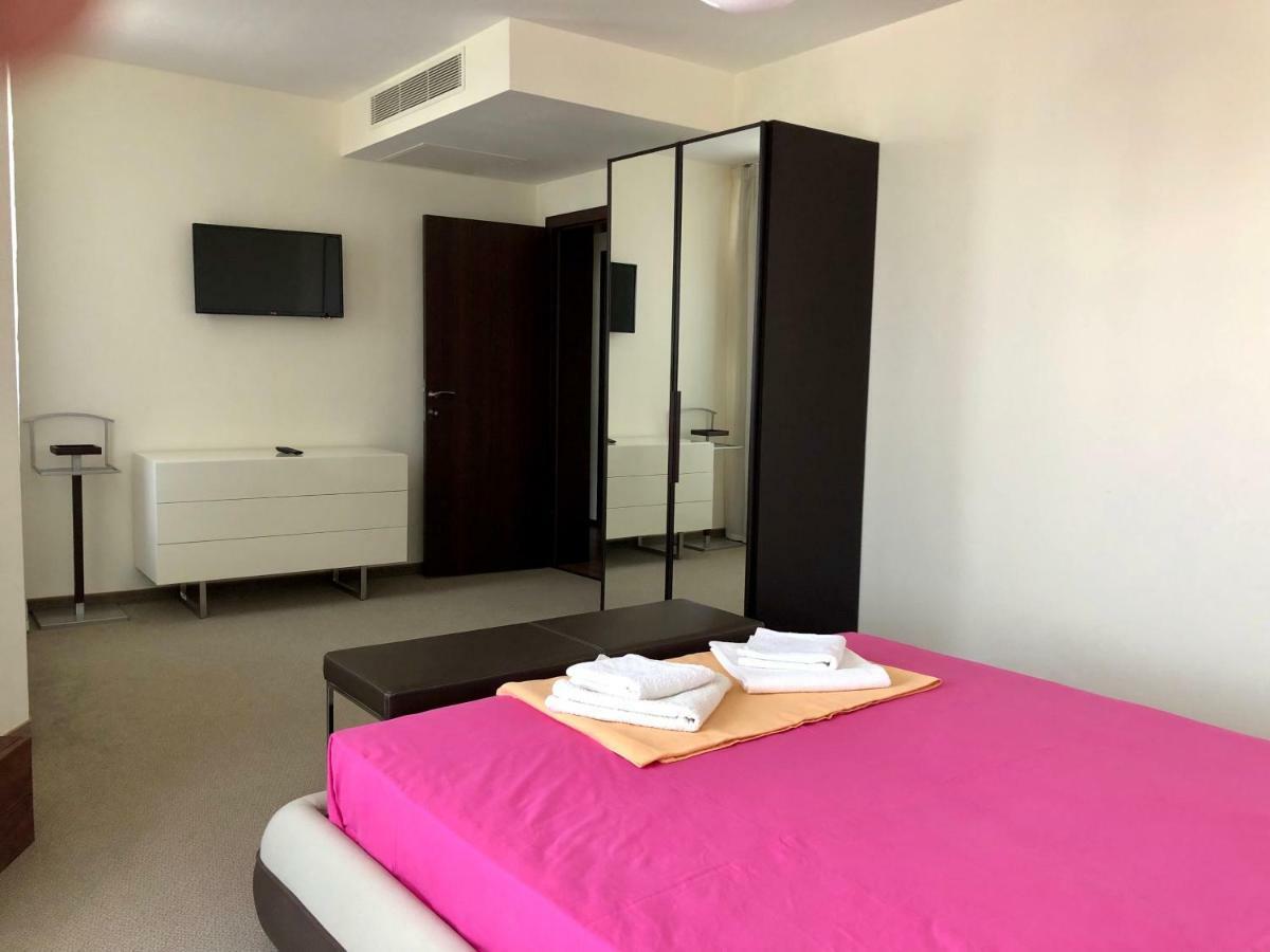 Apartments In Peter House Слънчев бряг Екстериор снимка